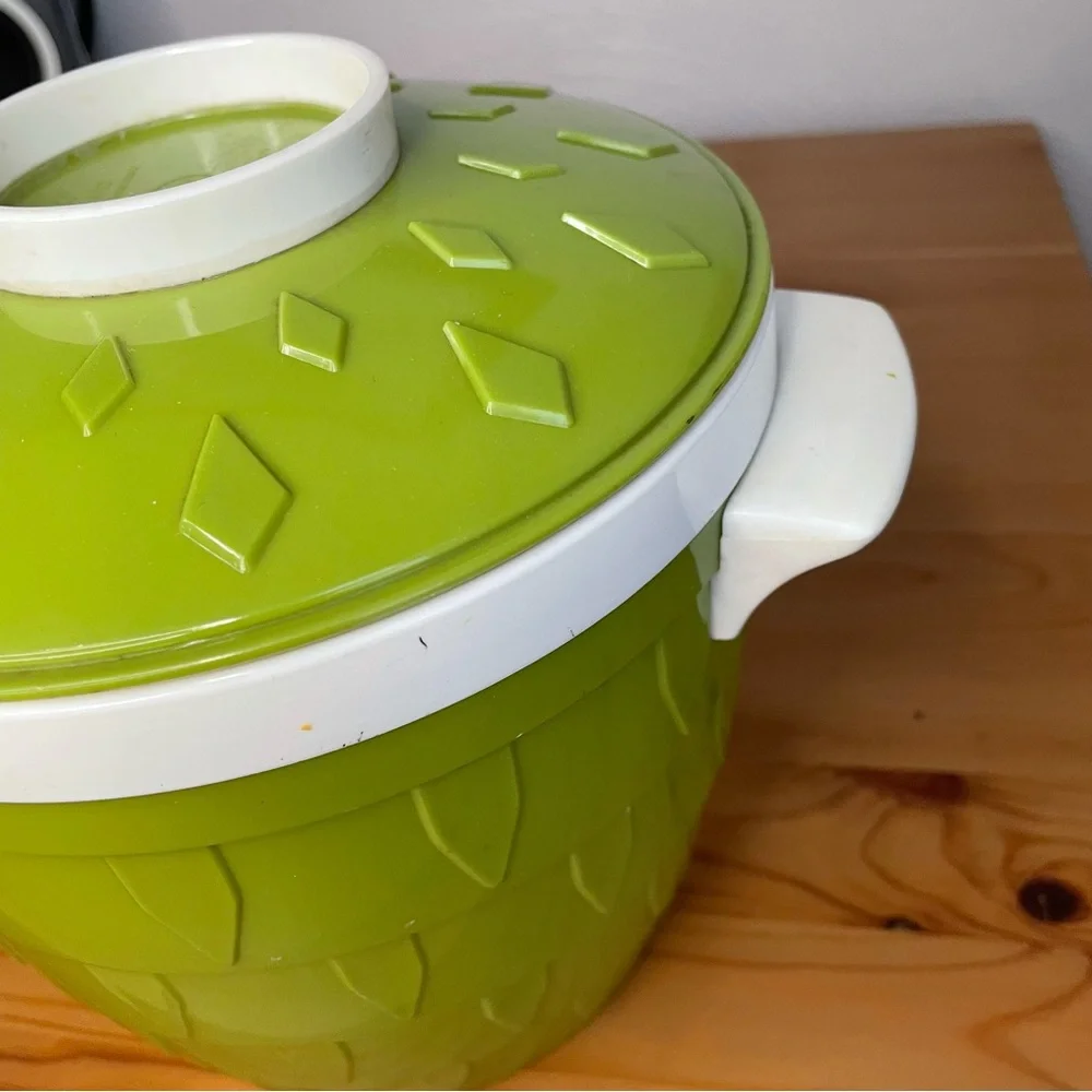 Vintage Avocado Green Ice Bucket
